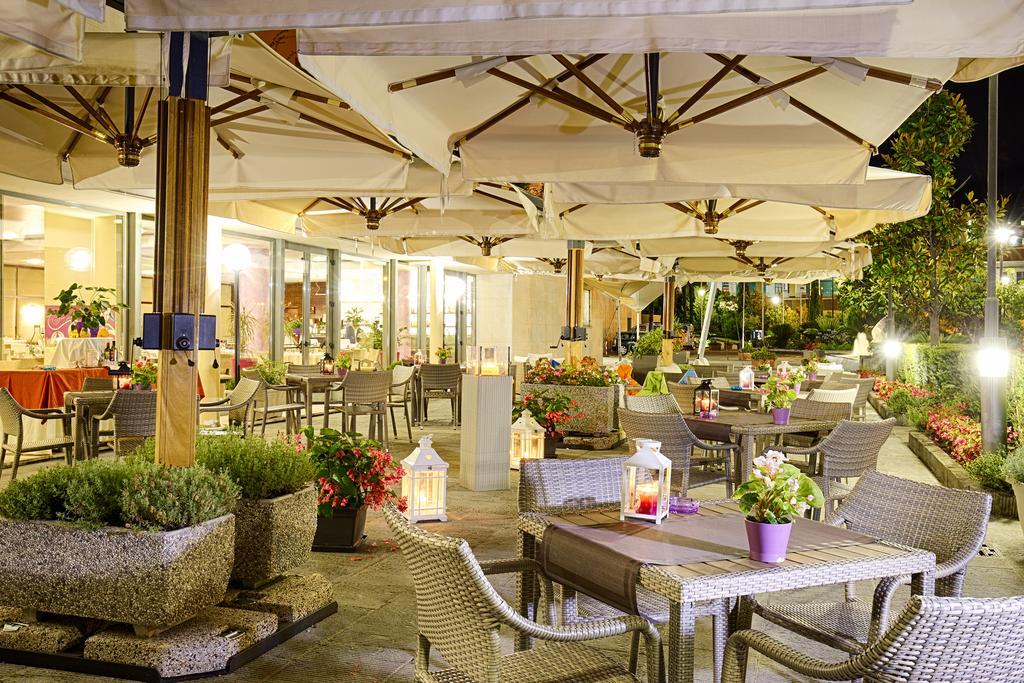Mercure Genova San Biagio Exterior foto